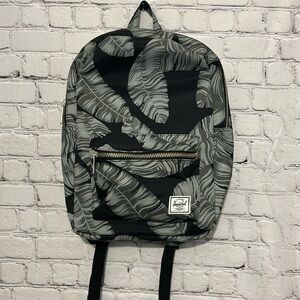 HERSHEL back pack- green leves